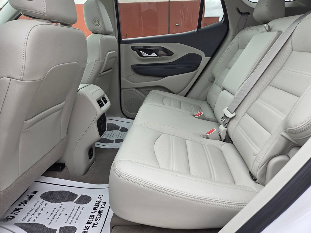 Used 2024 GMC Terrain Denali w/ Denali Premium Package AWD/4WD image 52
