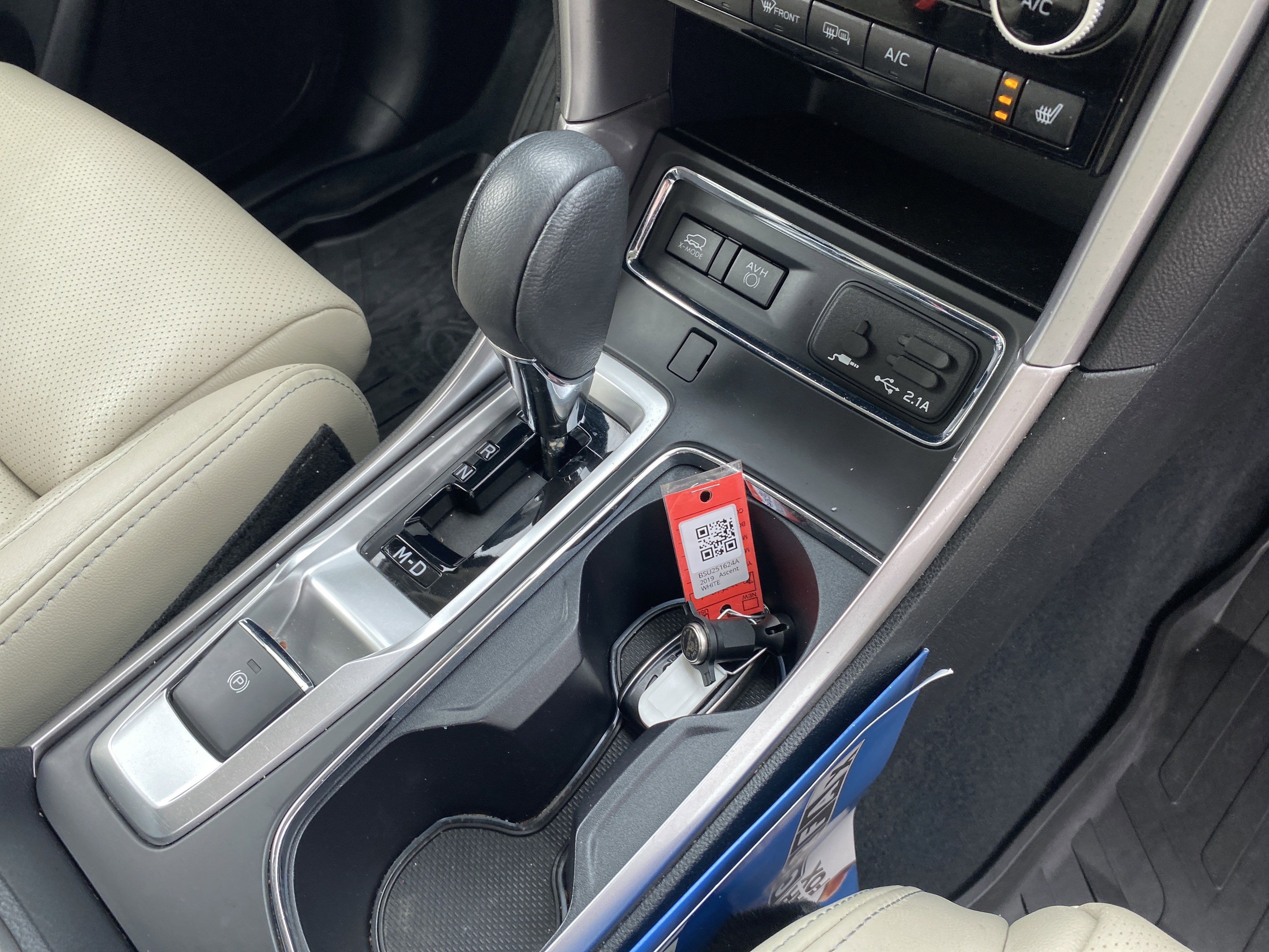 Used 2019 Subaru Ascent Limited w/ Popular Package #2A image 16