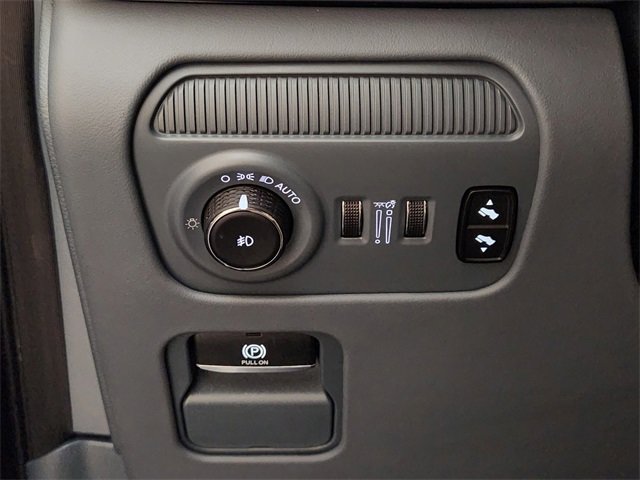 Used 2024 Jeep Grand Wagoneer Series III image 22