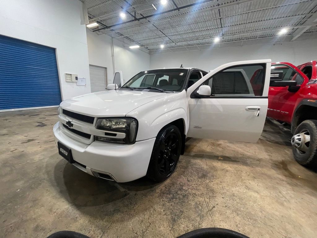 Used 2008 Chevrolet TrailBlazer SS w/ Sun And Sound Package image 7