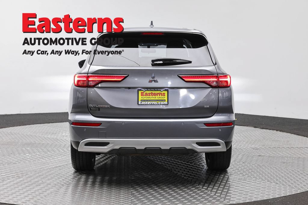 Used 2024 Mitsubishi Outlander SE AWD/4WD image 6