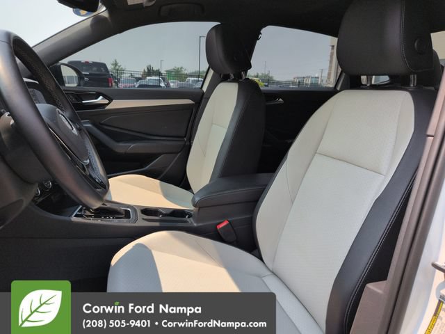 Used 2020 Volkswagen Jetta R-Line FWD image 24