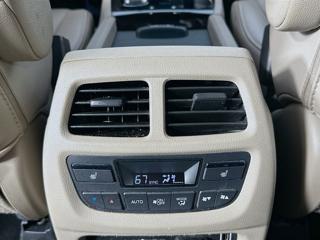 Used 2020 Honda Pilot Elite image 28