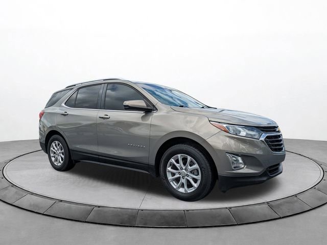 Used 2018 Chevrolet Equinox LT w/ Sun & Infotainment Package FWD image 2