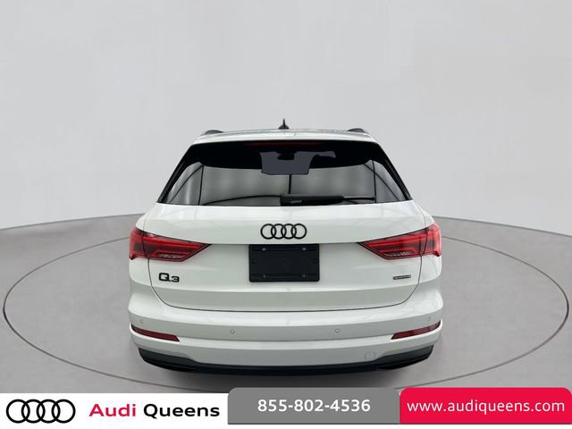 Used 2023 Audi Q3 2.0T Premium w/ Convenience Package AWD/4WD image 5