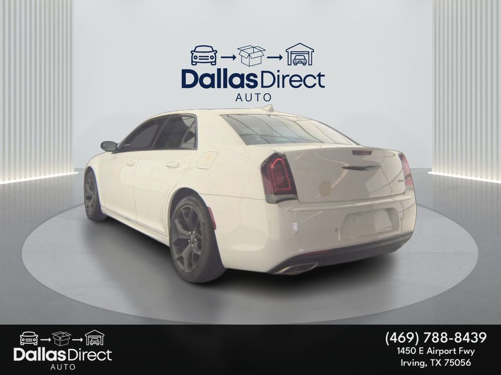 Used 2022 Chrysler 300 Touring L image 9