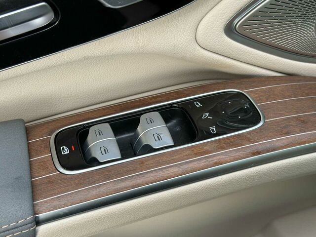 Certified 2023 Mercedes-Benz EQS 580 4MATIC Sedan image 14