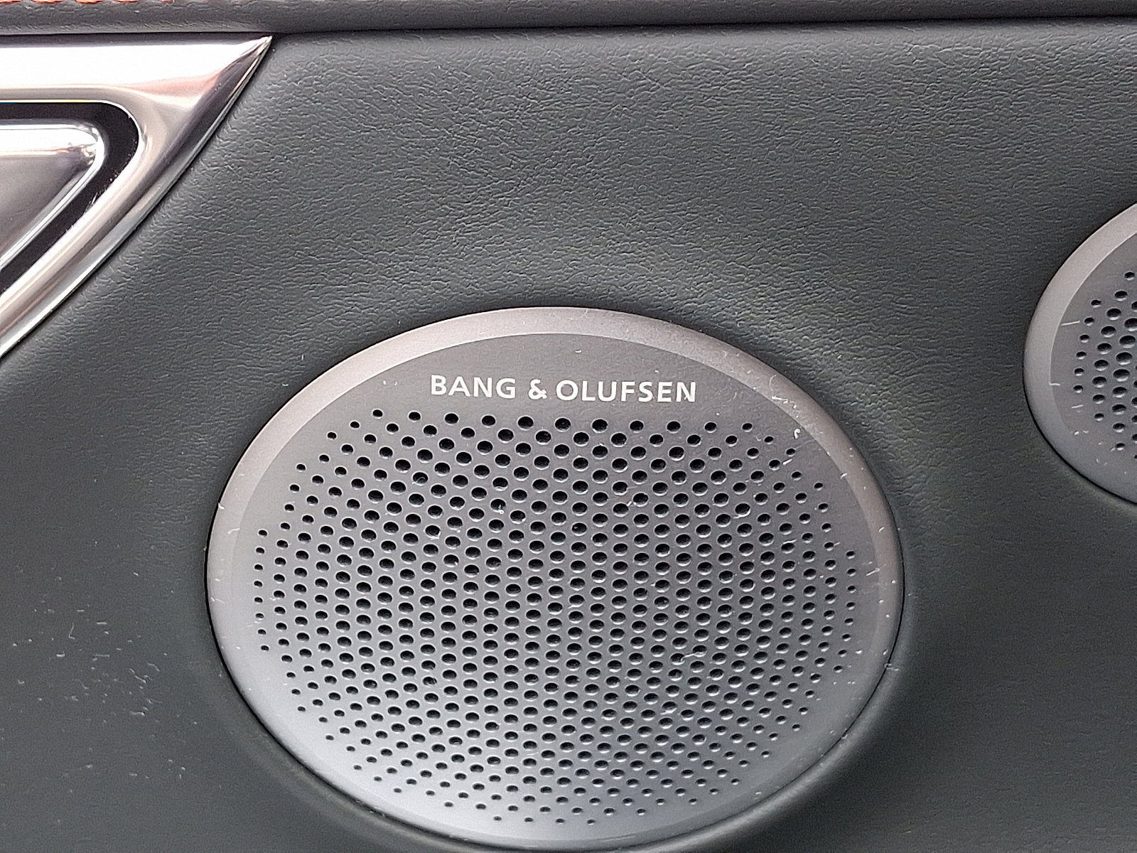 Certified 2025 Genesis GV80 3.5T e-SC image 28