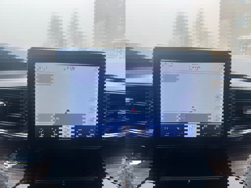 Used 2023 Ford Explorer Limited w/ Equipment Group 301A image 19