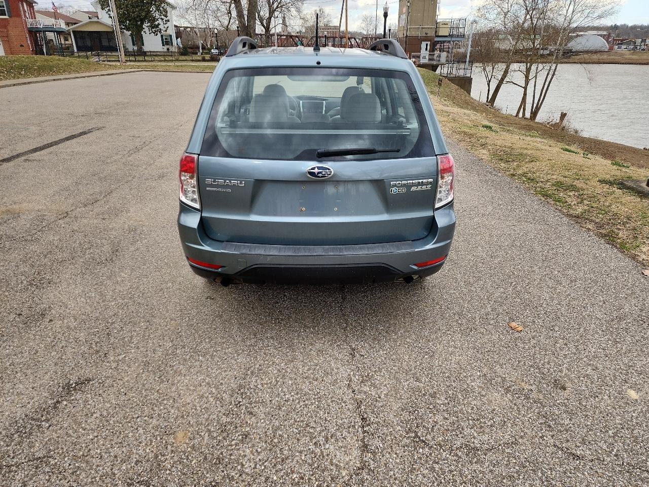 Used 2012 Subaru Forester 2.5X AWD/4WD image 4