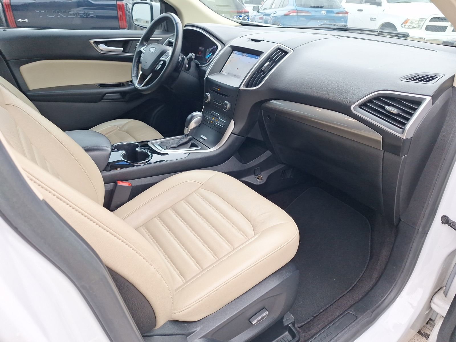 Used 2016 Ford Edge SEL w/ Equipment Group 201A FWD image 32