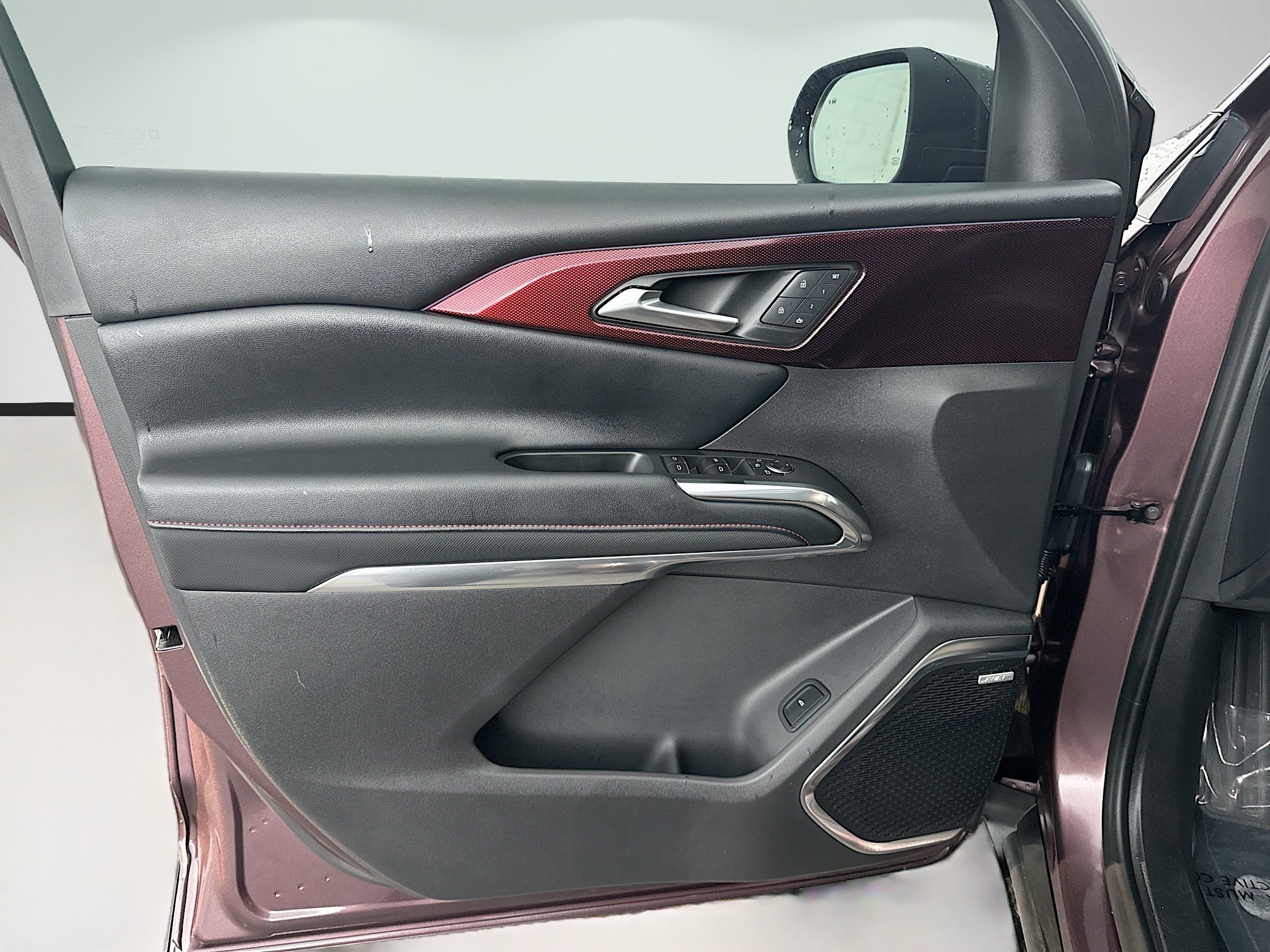 Used 2026 Chevrolet Traverse RS FWD image 24