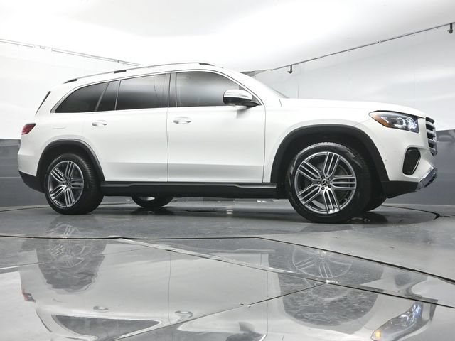 Certified 2026 Mercedes-Benz GLS 450 4MATIC image 35