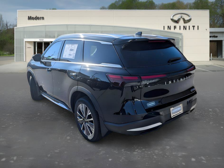 Certified 2026 INFINITI QX60 Luxe w/ Family Package AWD/4WD image 5