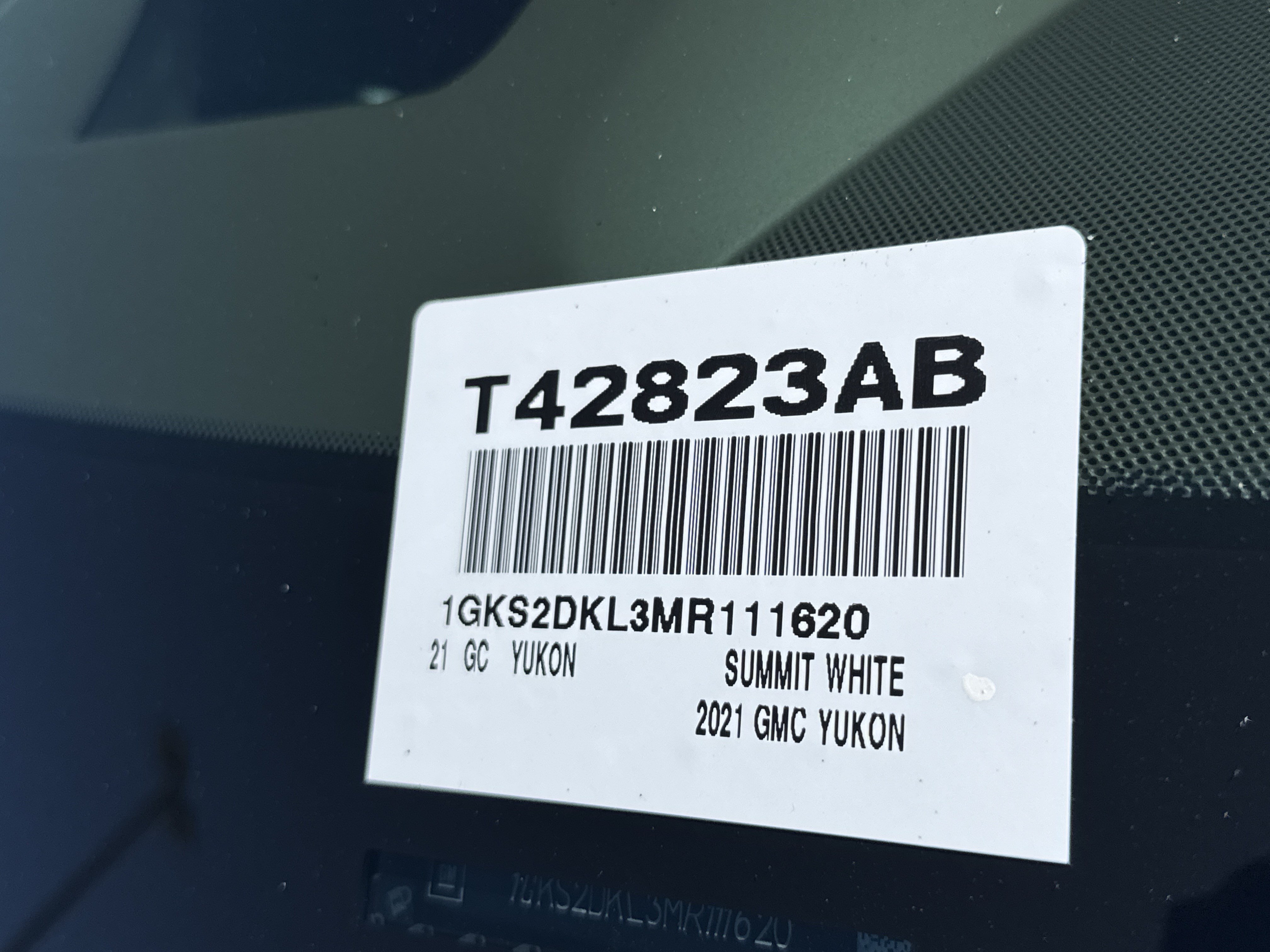 Used 2021 GMC Yukon Denali w/ Denali Premium Package AWD/4WD image 45