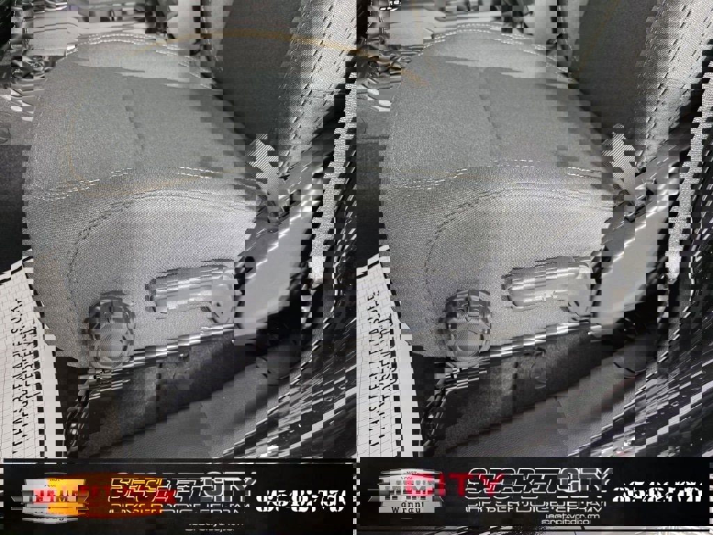 New 2025 Jeep Gladiator Sport image 13