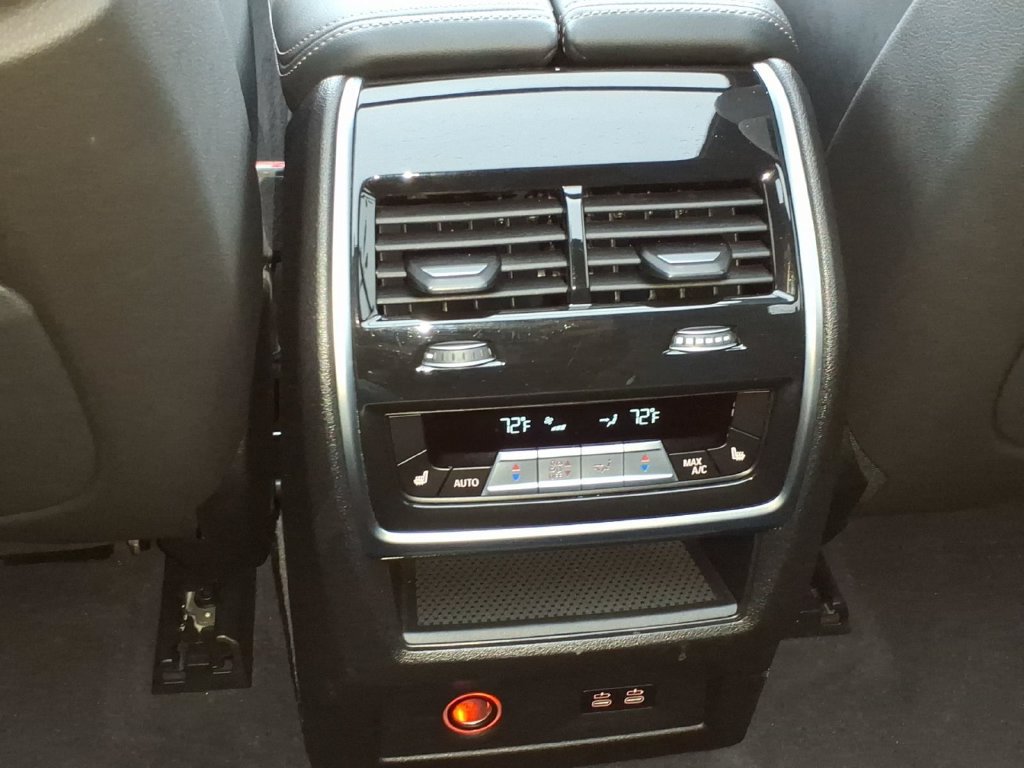 Used 2025 BMW X5 xDrive40i AWD/4WD image 13