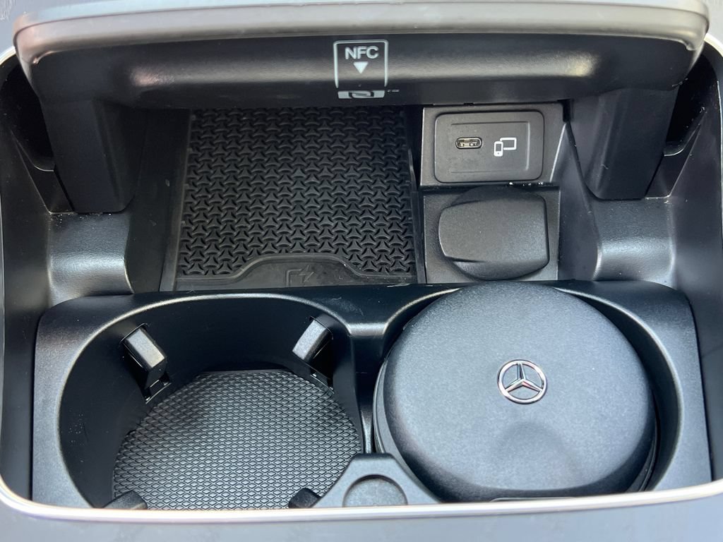 Used 2023 Mercedes-Benz E 350 4MATIC Sedan image 22