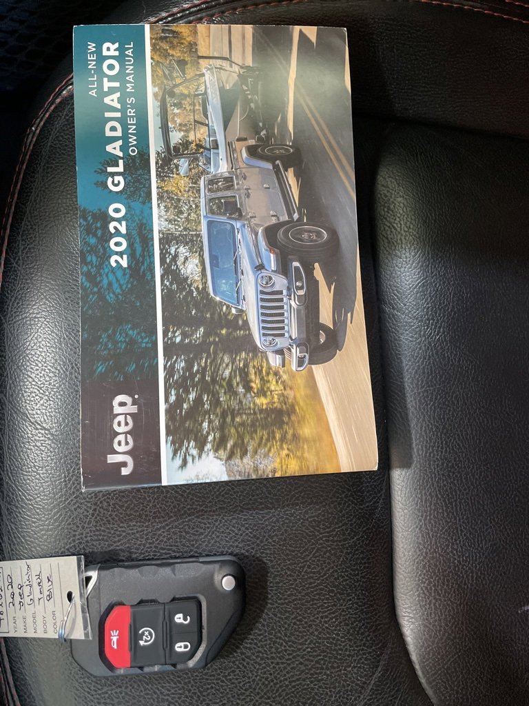 Used 2020 Jeep Gladiator Rubicon image 25