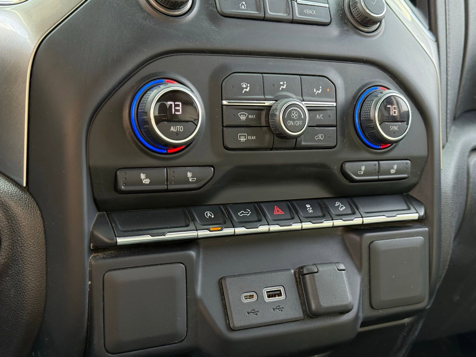 Used 2021 Chevrolet Silverado 1500 LT w/ Z71 Off-Road Package image 12