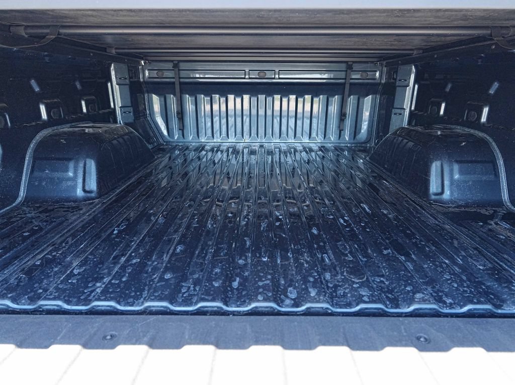 Used 2020 Chevrolet Silverado 1500 LTZ w/ LTZ Plus Package AWD/4WD image 16