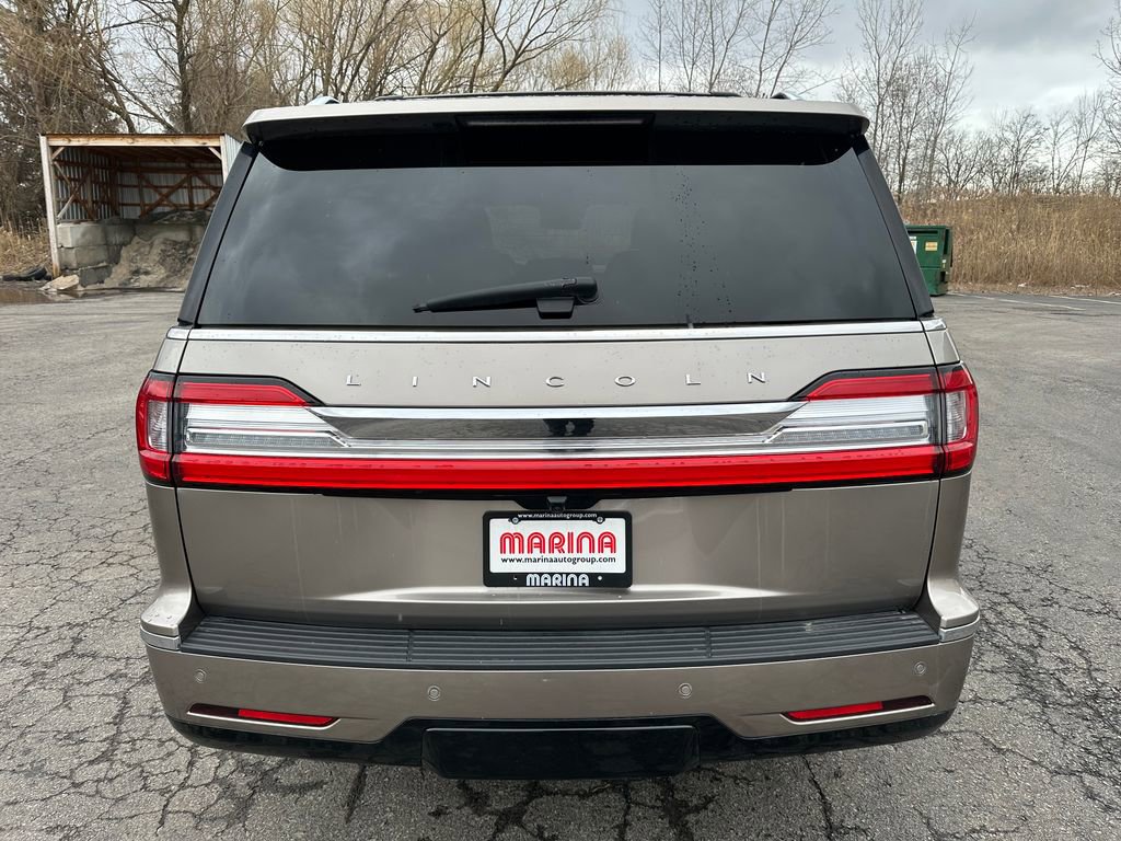 Used 2019 Lincoln Navigator Reserve w/ Cargo Package image 16