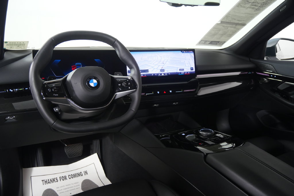 Certified 2026 BMW 530i RWD image 17