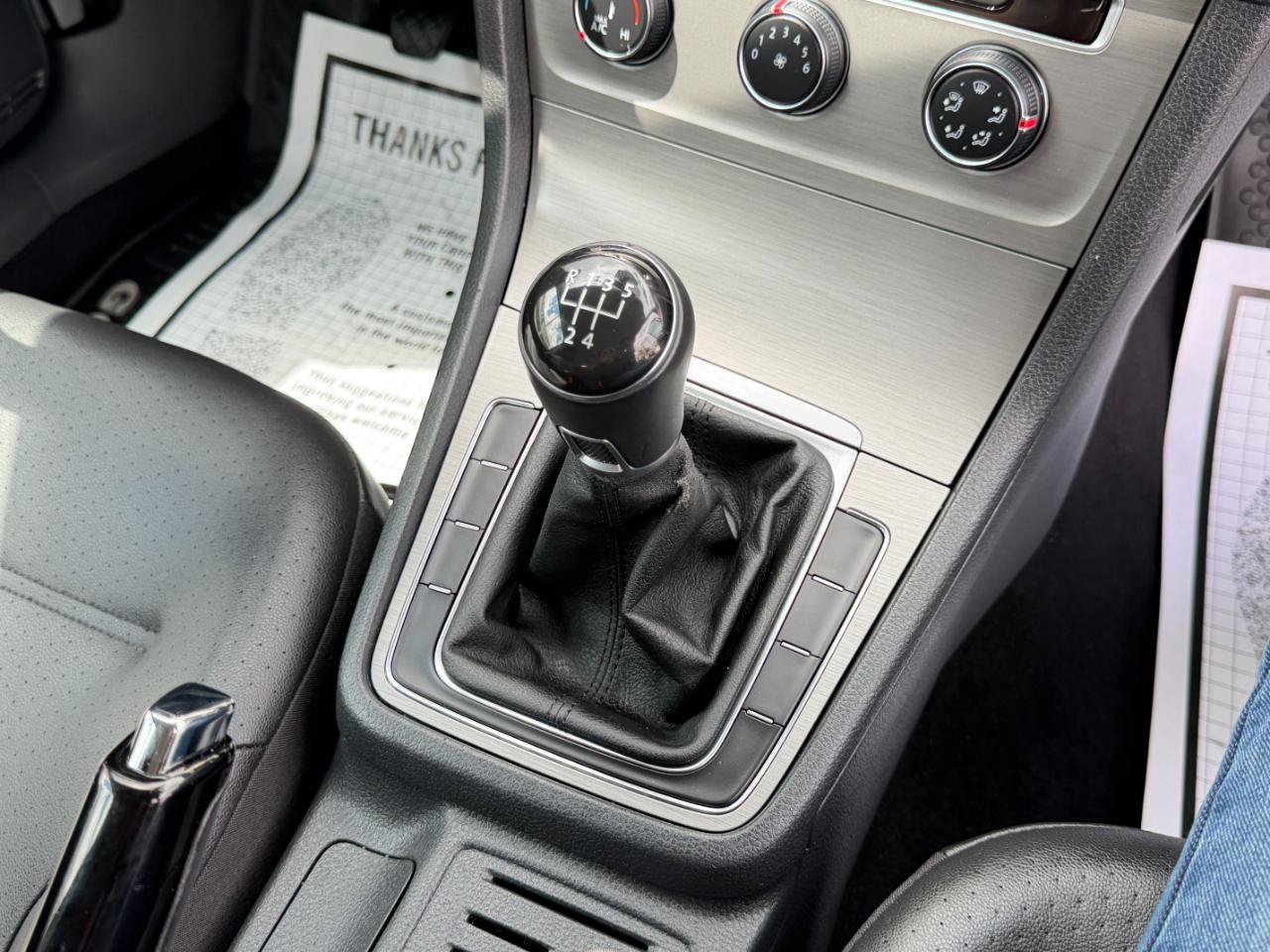 Used 2015 Volkswagen Golf S FWD image 49