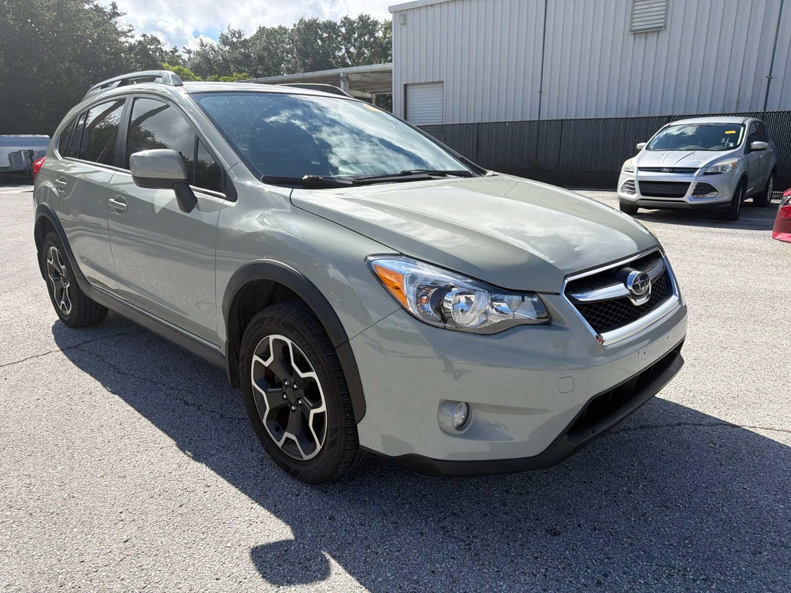 Used 2014 Subaru Crosstrek 2.0i Limited w/ Popular Package #1 AWD/4WD image 3