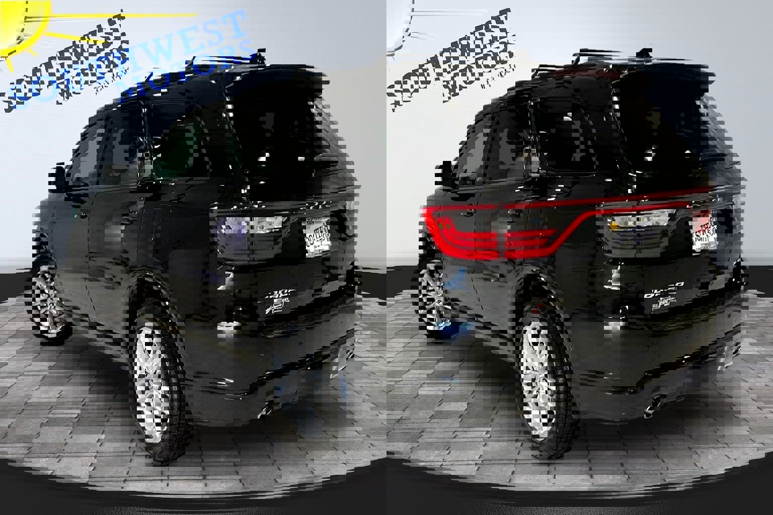 Used 2024 Dodge Durango GT image 4