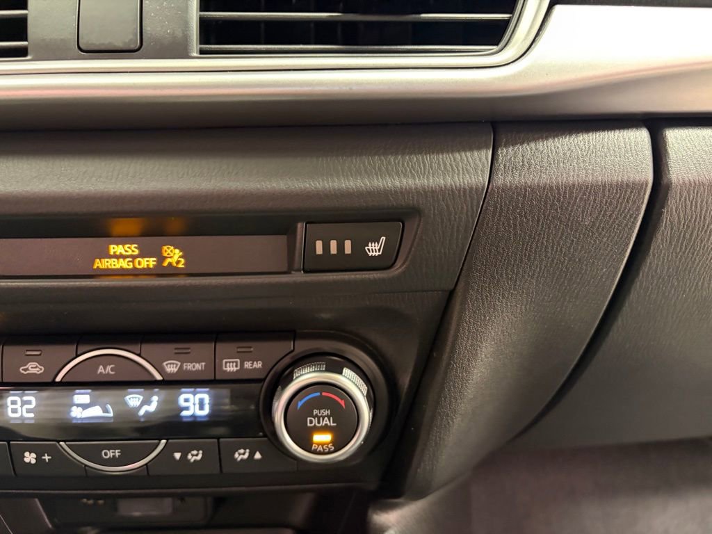 Used 2017 MAZDA MAZDA3 Touring image 16