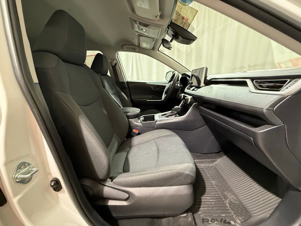 Certified 2024 Toyota RAV4 LE image 21