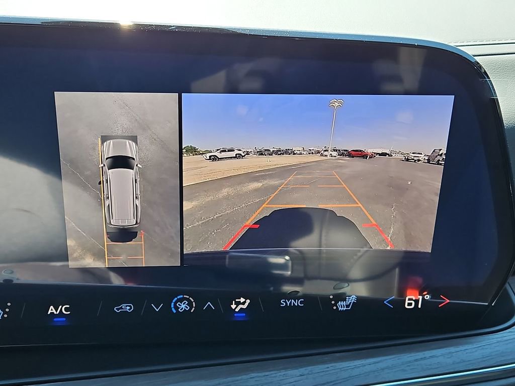 New 2026 Chevrolet Suburban Z71 w/ Comfort Package AWD/4WD image 7