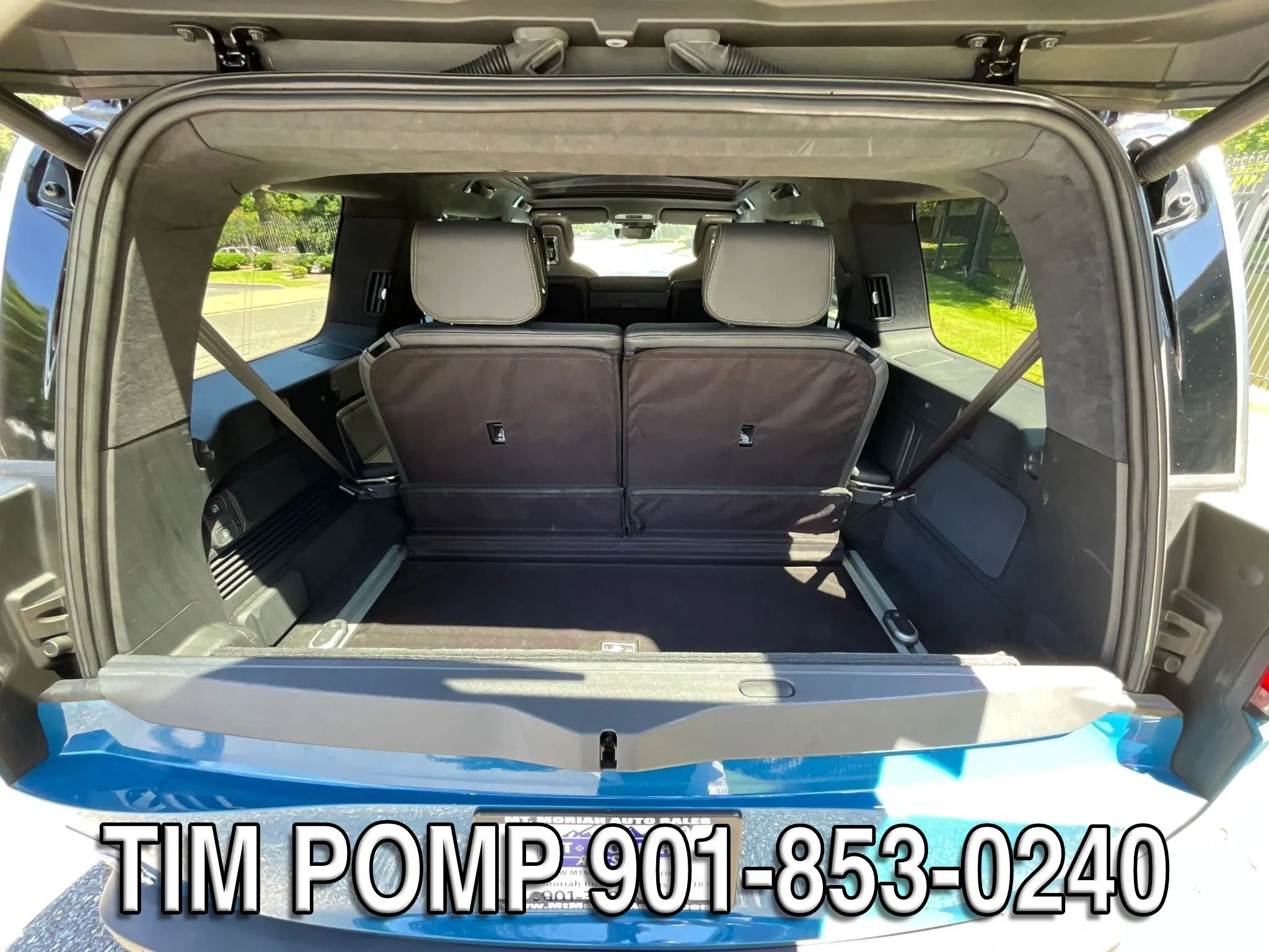 Used 2023 Rivian R1S Adventure AWD/4WD image 17