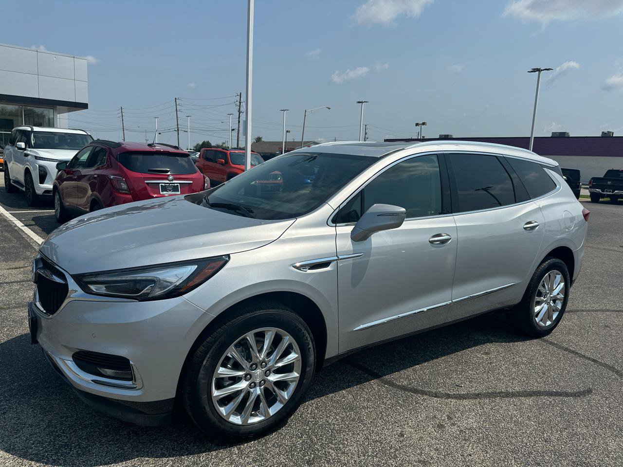 Used 2021 Buick Enclave Premium w/ Sun and Sites Package FWD image 7