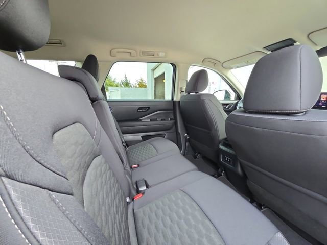 New 2026 Nissan Pathfinder SV image 29