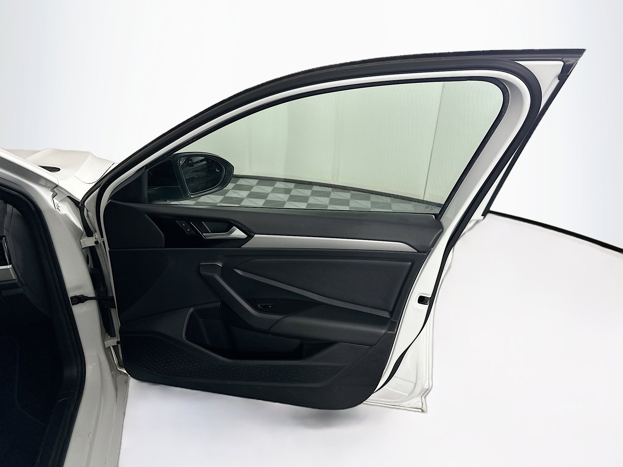 Used 2019 Volkswagen Jetta R-Line w/ R-Line Cold Weather Package FWD image 30