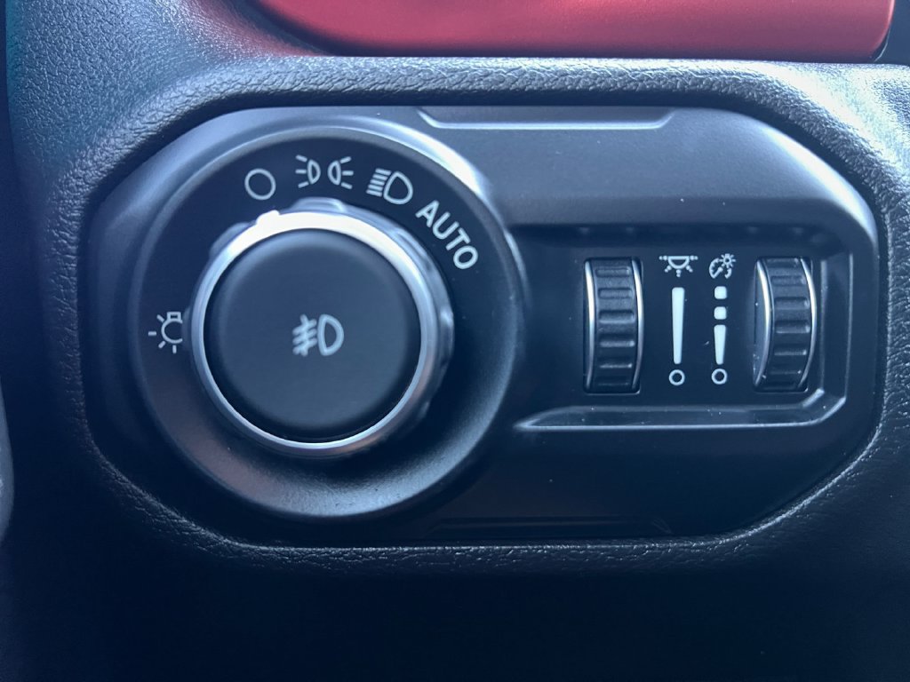 Used 2020 Jeep Wrangler Unlimited Rubicon AWD/4WD image 25