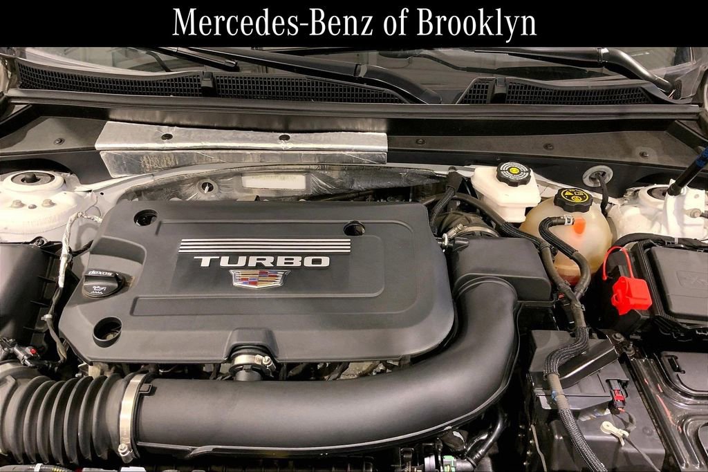 Used 2023 Cadillac XT4 Luxury w/ Cold Weather Package image 29