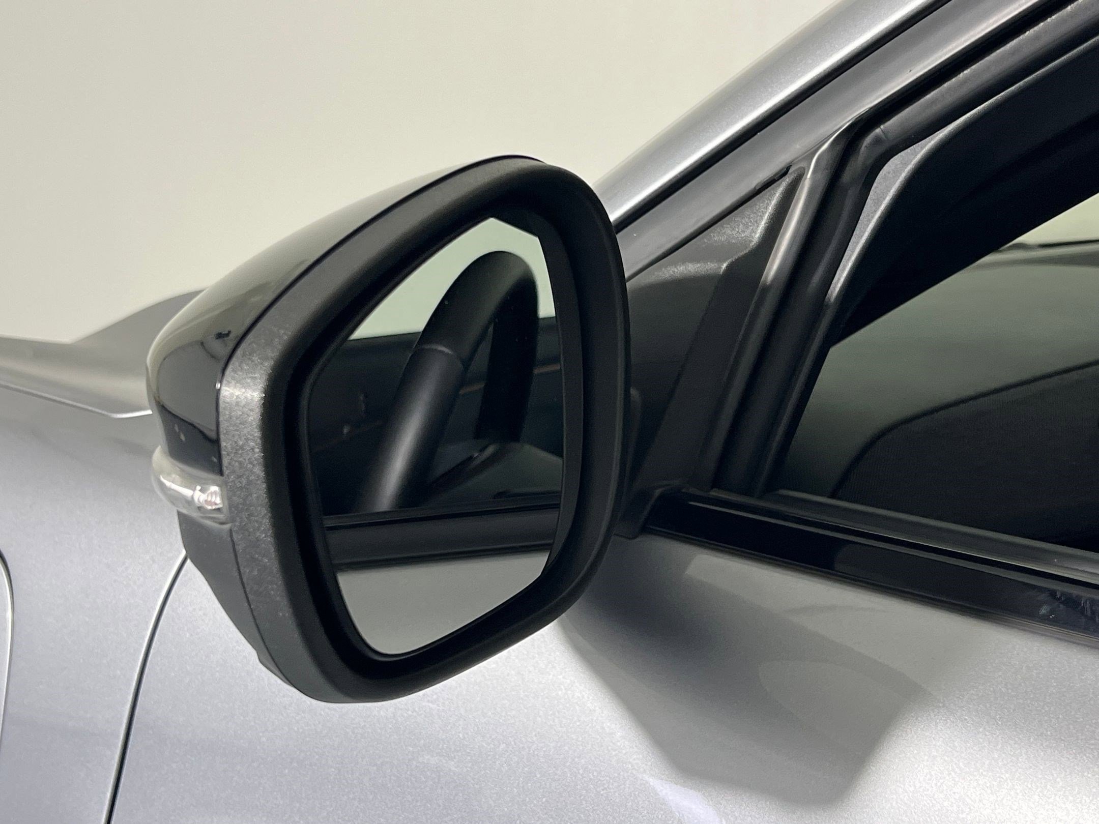 Used 2021 Ford Mustang Mach-E GT image 23