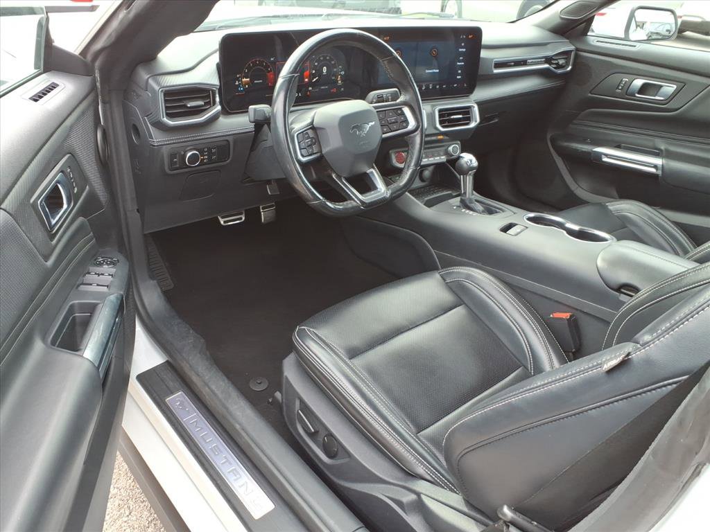 Used 2024 Ford Mustang Premium image 14