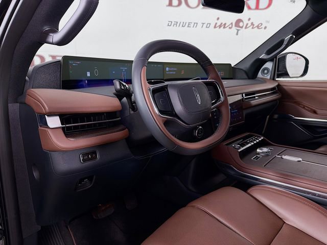 New 2026 Lincoln Navigator L Reserve AWD/4WD image 10