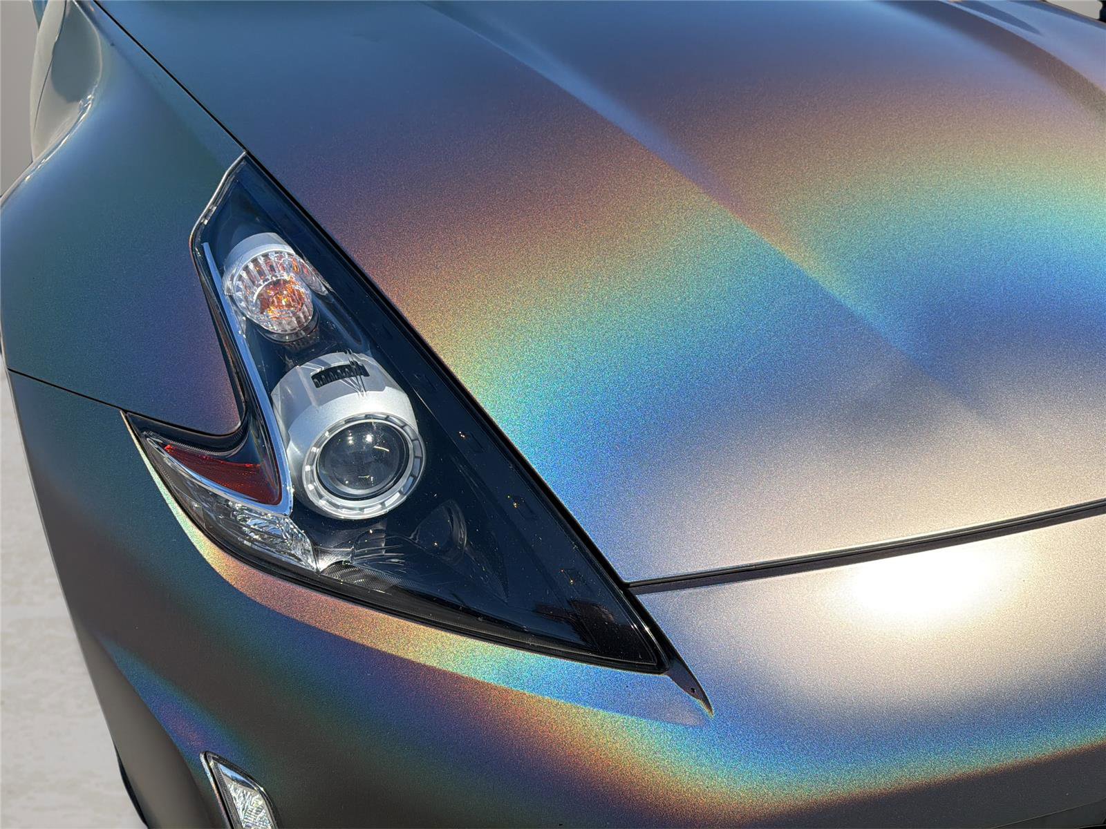Used 2018 Nissan 370Z Touring RWD image 28