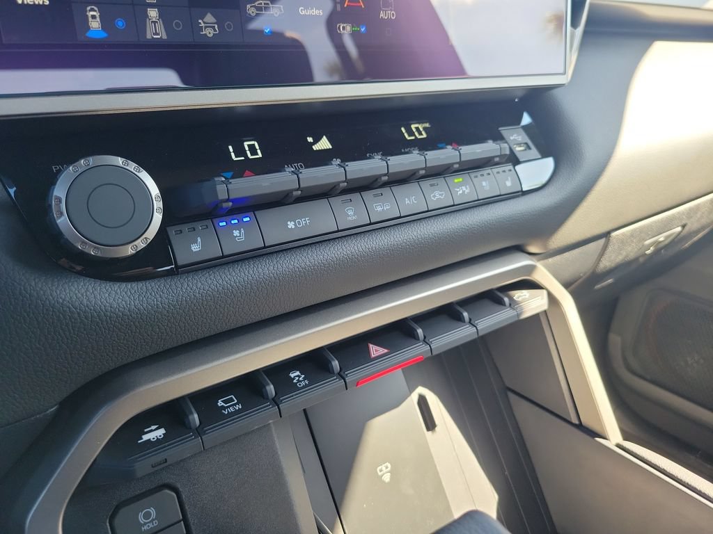 New 2026 Toyota Tundra Limited AWD/4WD image 20