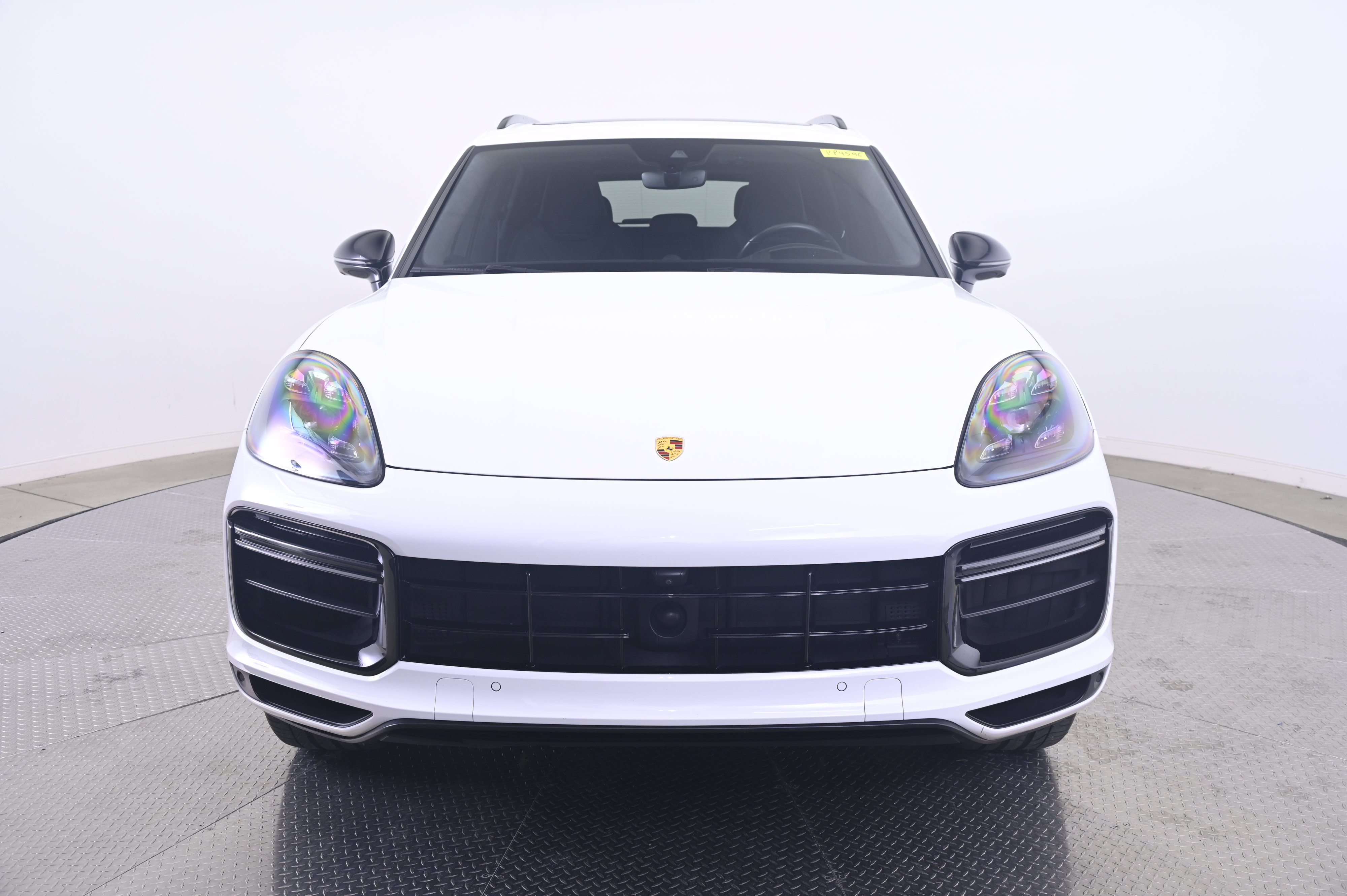 Certified 2023 Porsche Cayenne Turbo AWD/4WD image 10