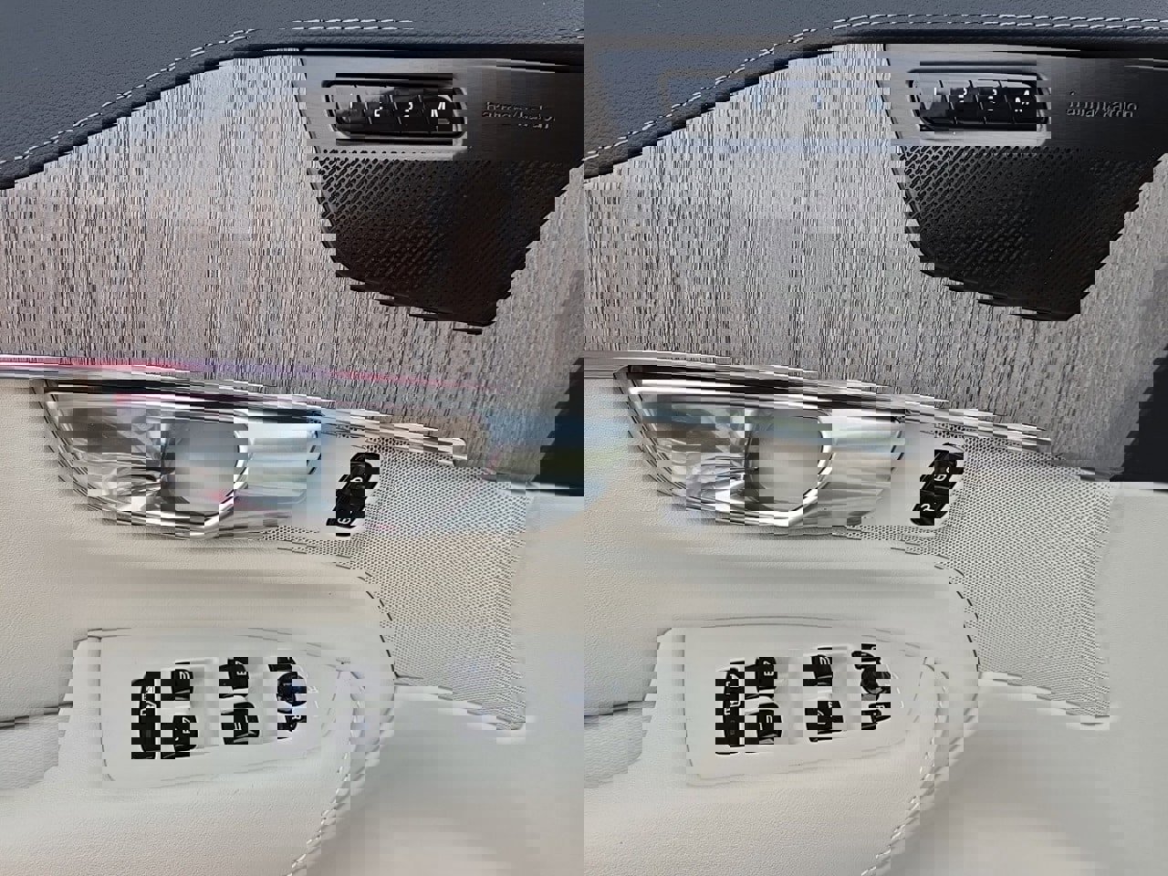 Used 2025 Volvo XC90 B6 Ultra w/ Protection Package Premier image 12