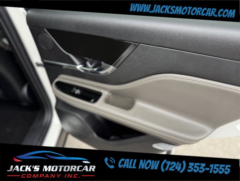 Used 2024 Lincoln Corsair Reserve w/ Equipment Group 201A AWD/4WD image 43