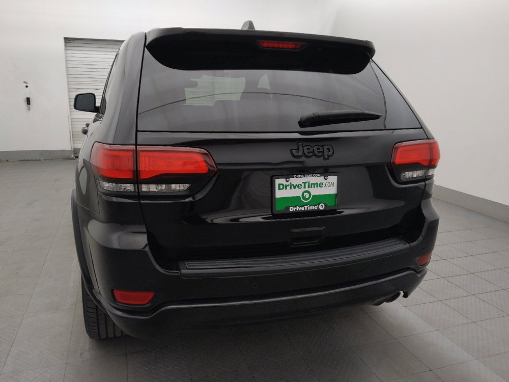Used 2018 Jeep Grand Cherokee Altitude RWD image 6