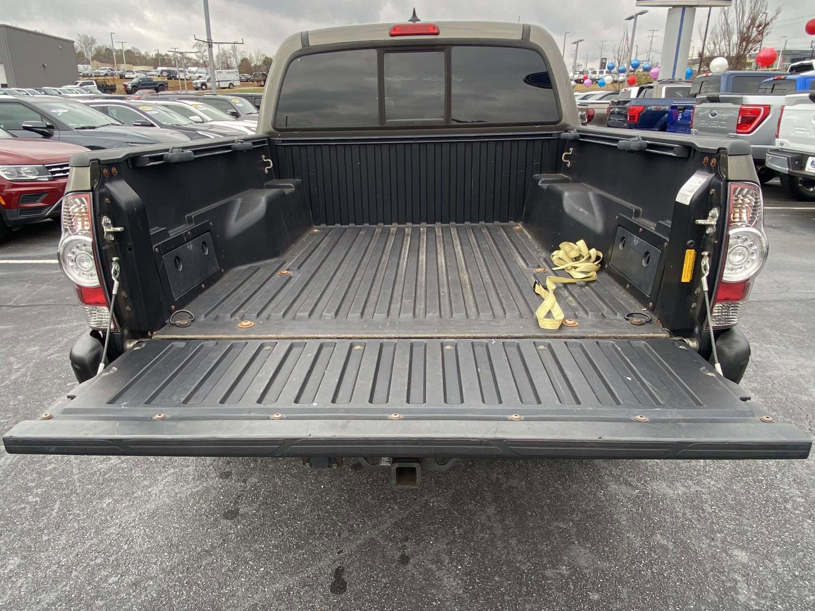 Used 2014 Toyota Tacoma PreRunner image 8