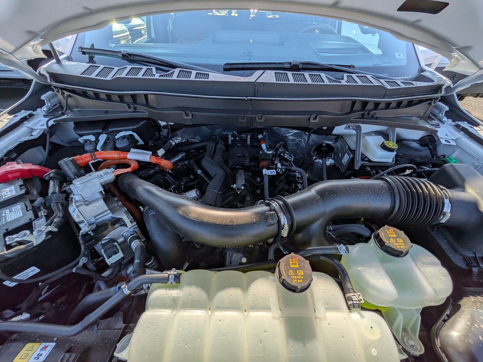 Certified 2025 Ford F150 King Ranch w/ FX4 Off-Road Package image 5